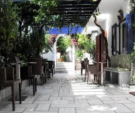 Helliniko Appartement Páros